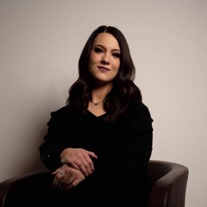 Meet your Posher, Kendra